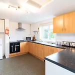 Thornbury Guest House Room 4